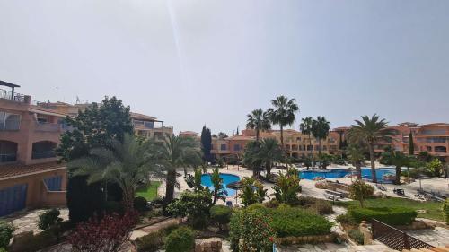Пафос: Sunny Limnaria Gardens 2 Bedroom Apartment