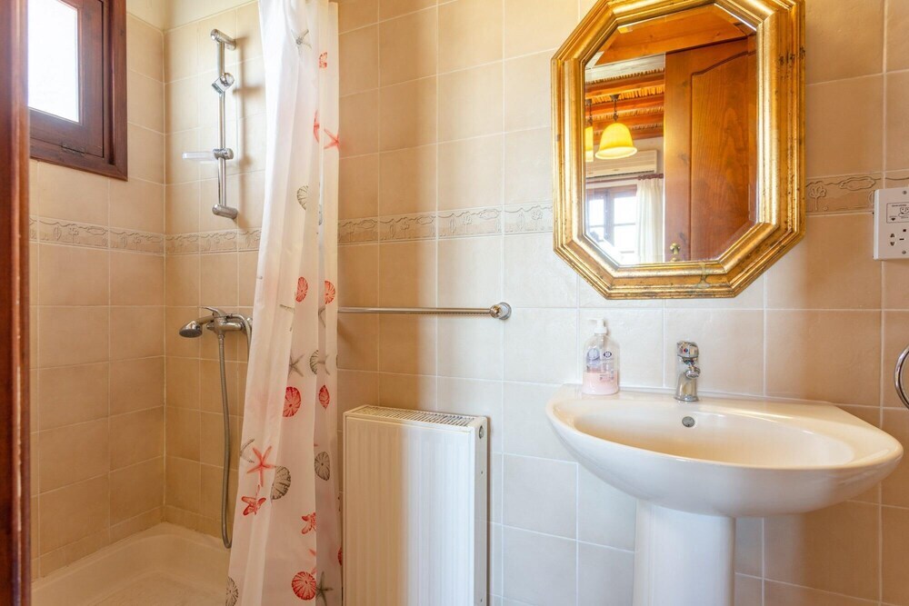 Стени: Villa Alexandros Palace Large Private Pool A C Wifi - 3309