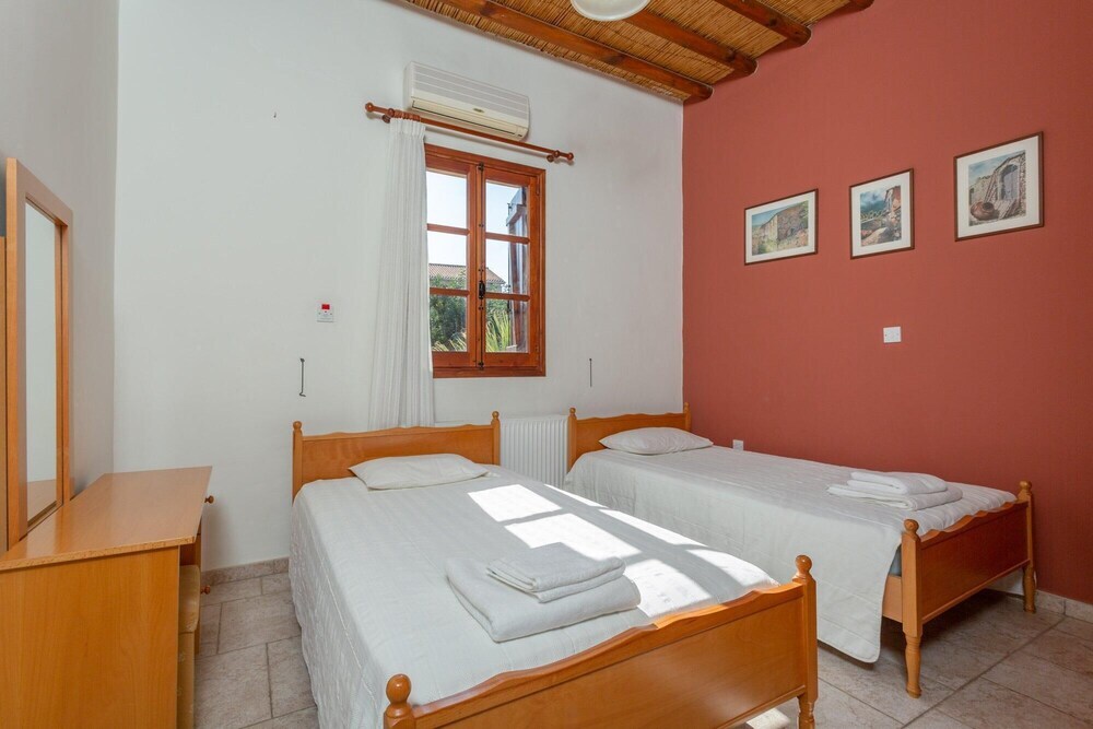Стени: Villa Alexandros Palace Large Private Pool A C Wifi - 3309