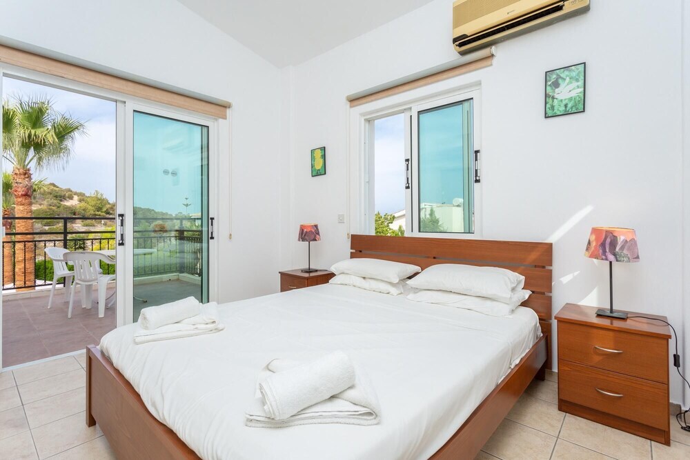 Villa Cleopatra Large Private Pool Walk to Beach A C Wifi - 3437 — фото 4
