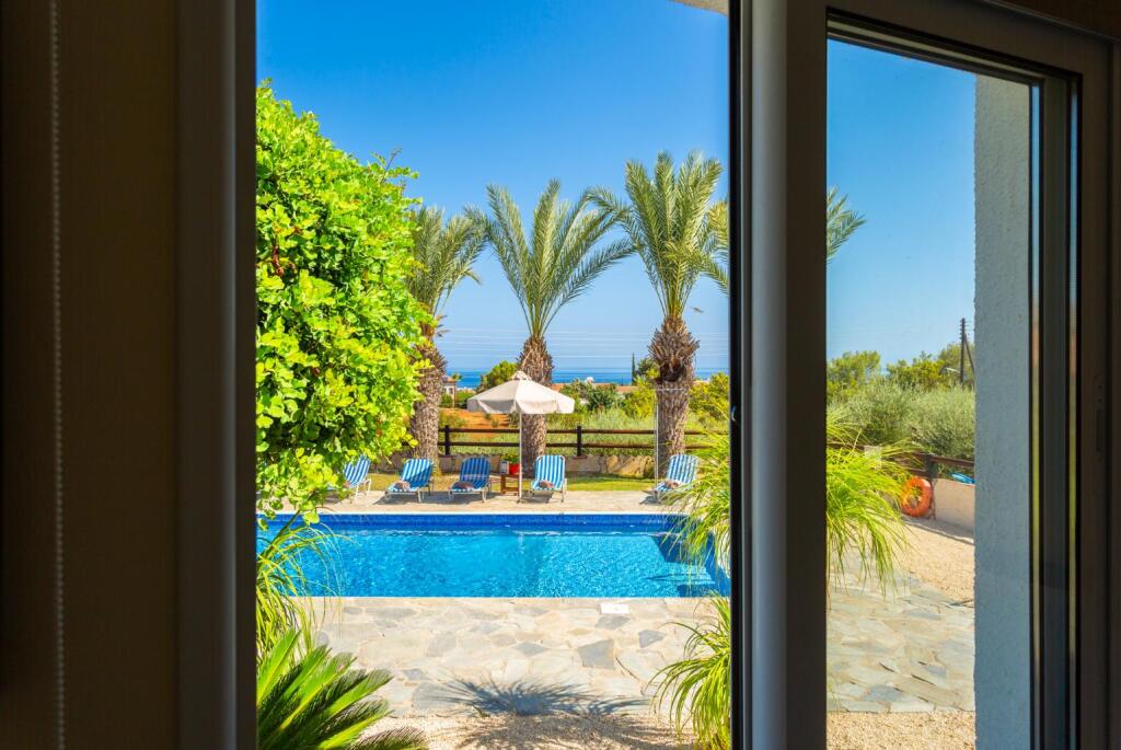 Полис Хрисохус: Villa Amorosa in Neo Chorio