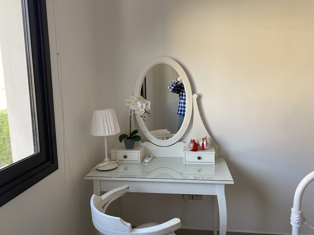 Ороклини: Beautiful and Modern Apartment in Oroklini, Cyprus