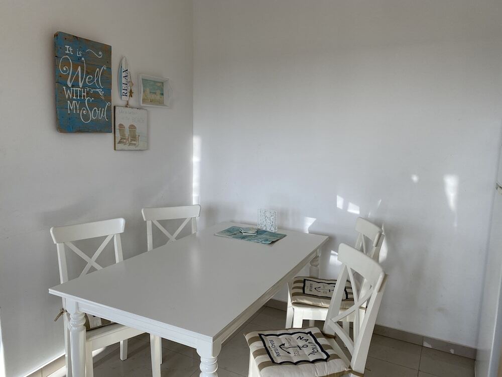 Ороклини: Beautiful and Modern Apartment in Oroklini, Cyprus