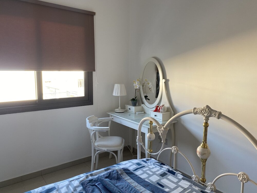 Ороклини: Beautiful and Modern Apartment in Oroklini, Cyprus