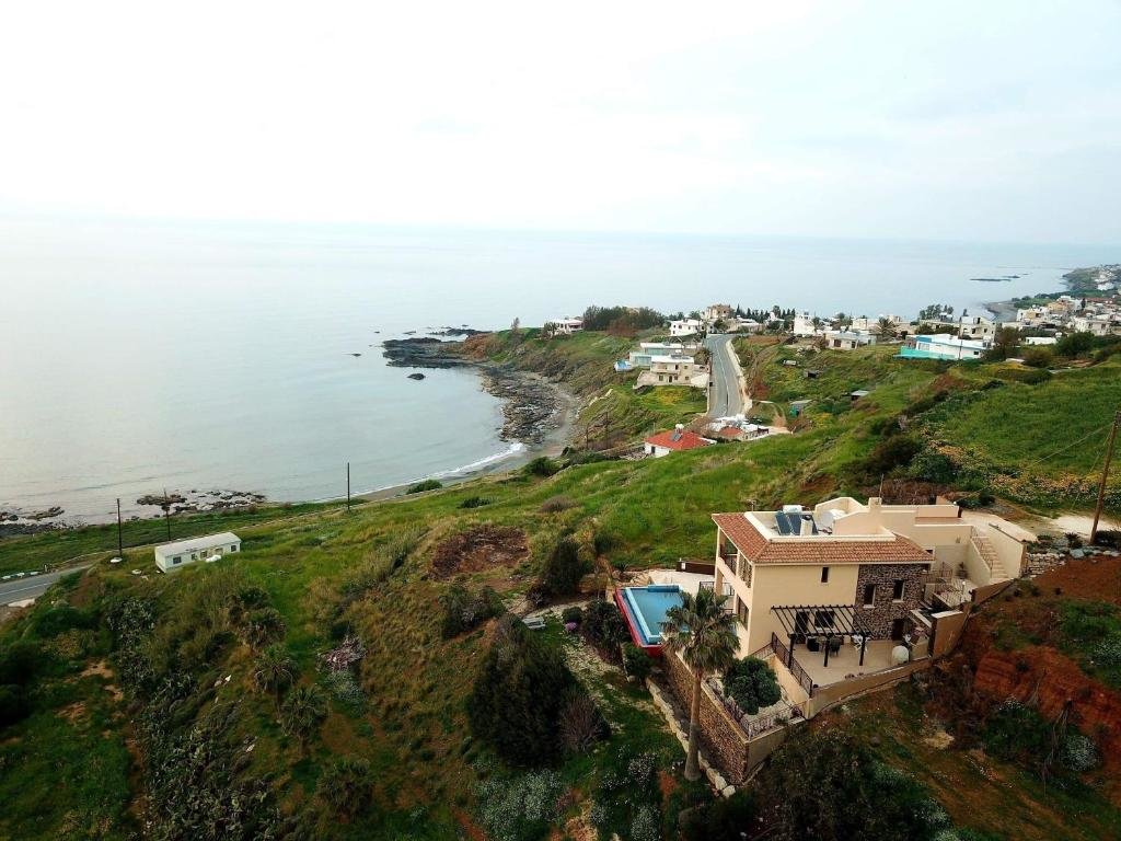 Помос: Mermaid Villa
