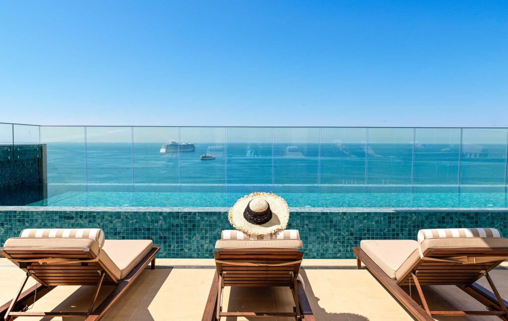 Лимассол: The Tower at St Raphael Resort