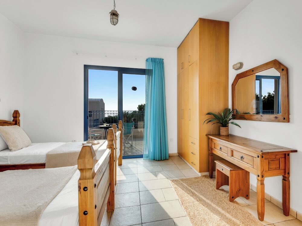 Пейя: Sanders Azzurro - Popular Villa w/ Private Pool