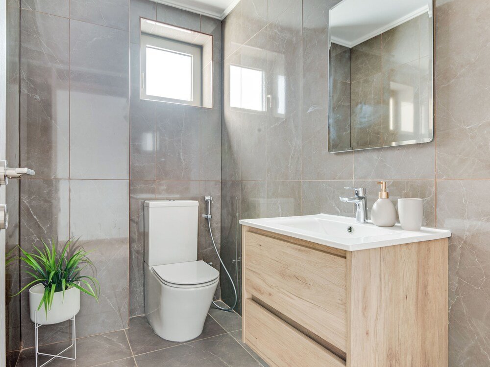 Гермасойя: Sanders Evolution - Chic 3-bdr Apt w/ Shared Pool