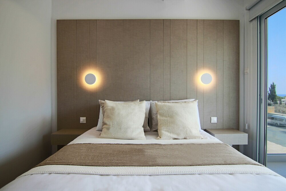 Пафос: Phaedrus Living: Seaview Luxury Flat Limnaria 114