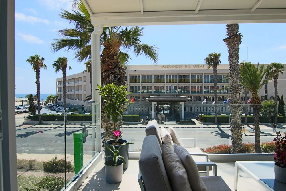 Пафос: Phaedrus Living: Seaview Luxury Flat Limnaria 114