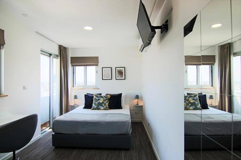 Phaedrus Living Luxury Suite Nicosia 510 — фото 2