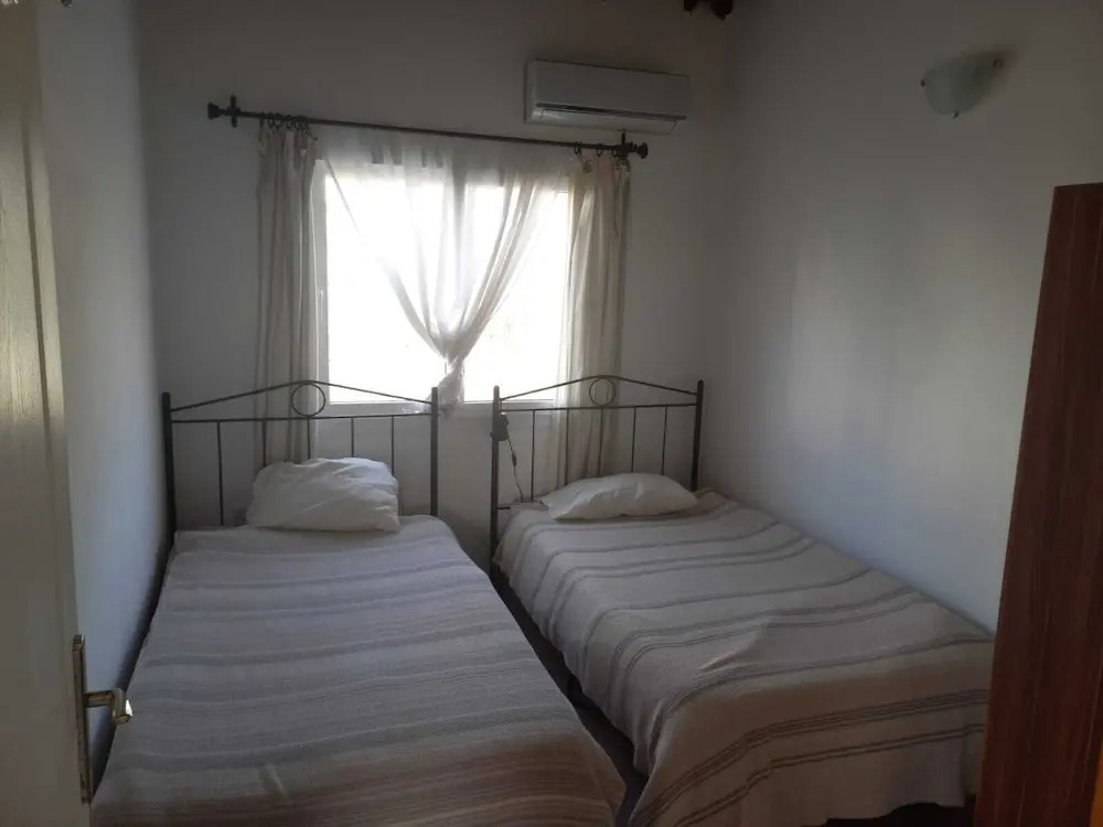 Алсанджак: Beautiful and Large 3-bed Villa in Lapta, Cyprus