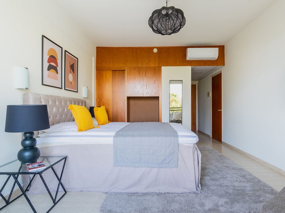Studio Apartment With Balcony and Garden View — фото 1