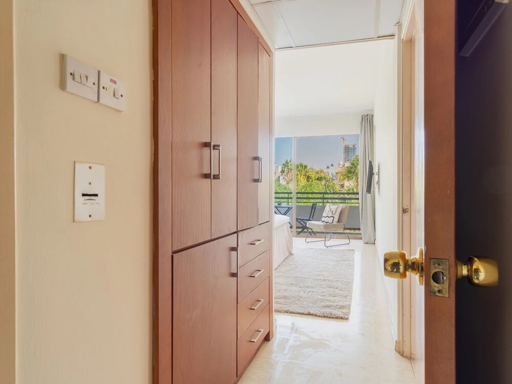 Гермасойя: 1 Bedroom Apartment With Balcony and Garden-view
