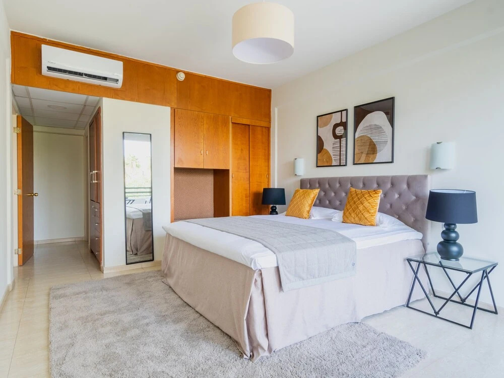 Гермасойя: 1 Bedroom Apartment With Balcony