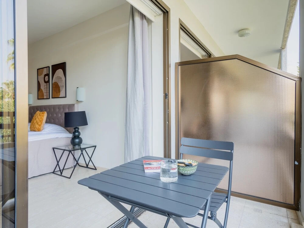 Гермасойя: 1 Bedroom Apartment With Balcony