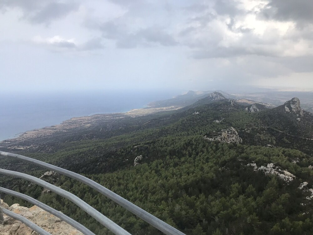 Авгору: Concept Studios in Caesar Resort Cyprus