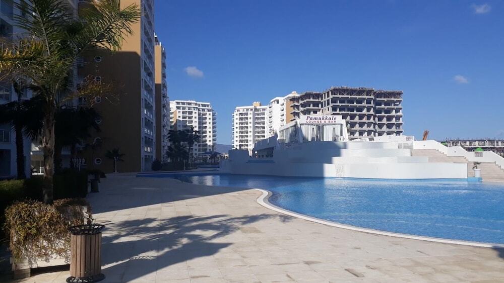 Авгору: Concept Studios in Caesar Resort Cyprus