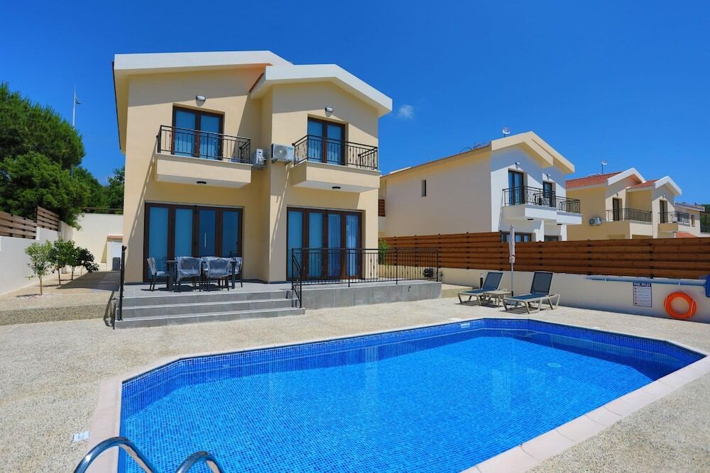 Киссонерга: Villa Salina in Malatya