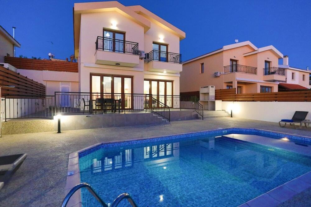 Киссонерга: Villa Ernica in Malatya