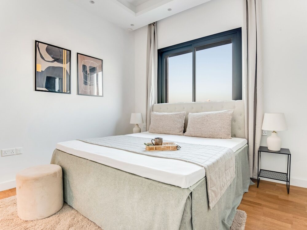 Лимассол: Sanders Crystal 1 Precious 3 Bdr Apt With Shared Pool