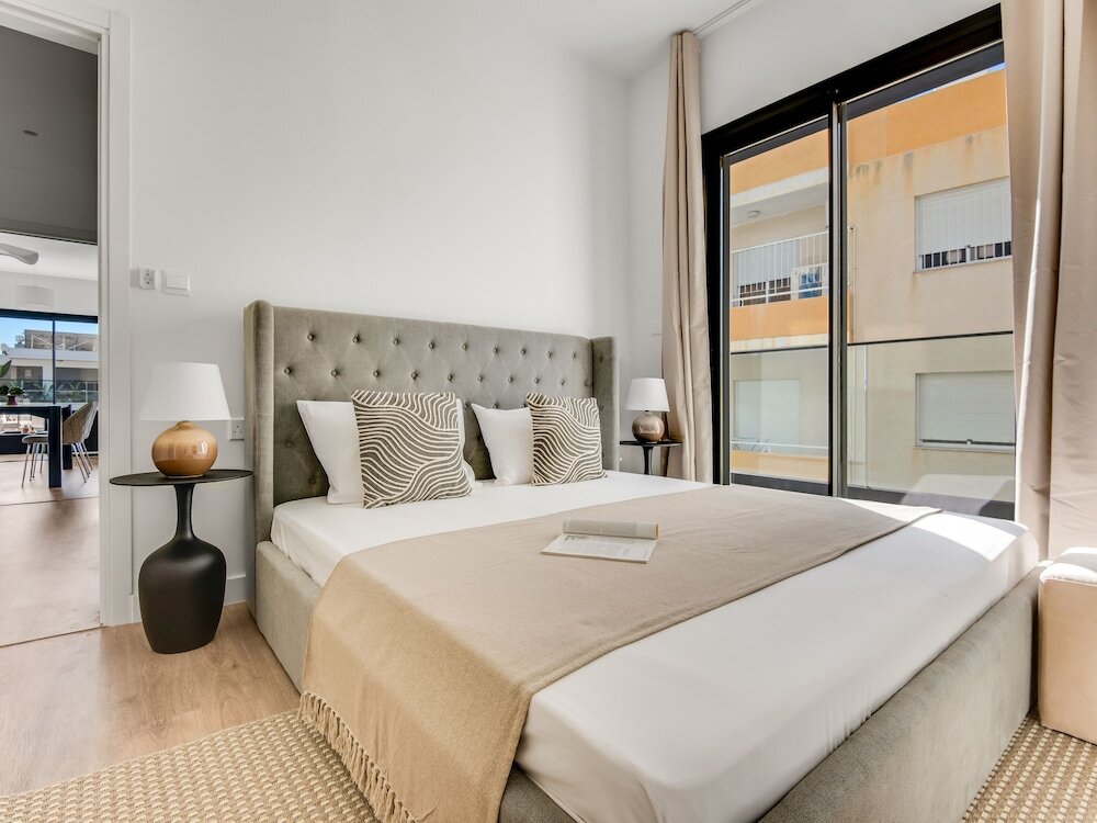Sanders Crystal 1 - Cute  2-bdr Apt With Shared Pool — фото 3