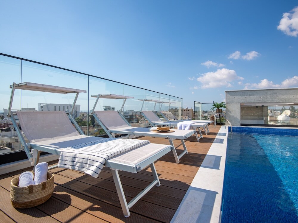 Лимассол: Sanders Crystal 1 - Cute  2-bdr Apt With Shared Pool