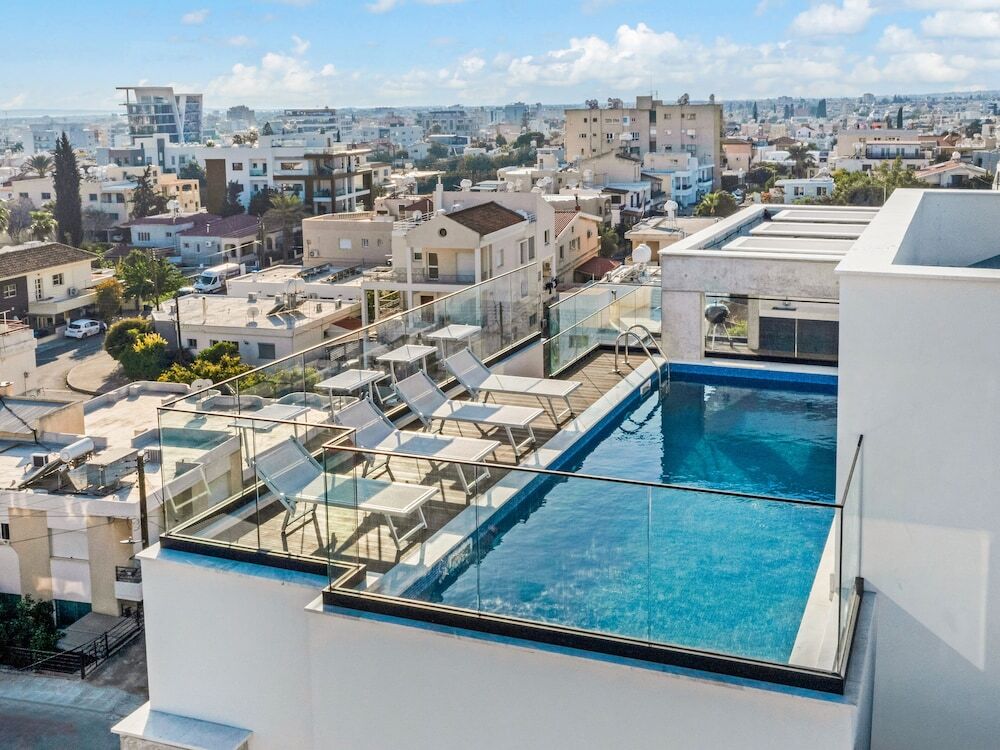 Лимассол: Sanders Crystal 1 - Cute  2-bdr Apt With Shared Pool