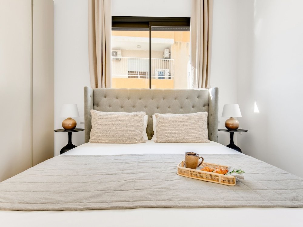 Лимассол: Sanders Crystal 1 - Delightful 2-bdr Apt With Shared Pool