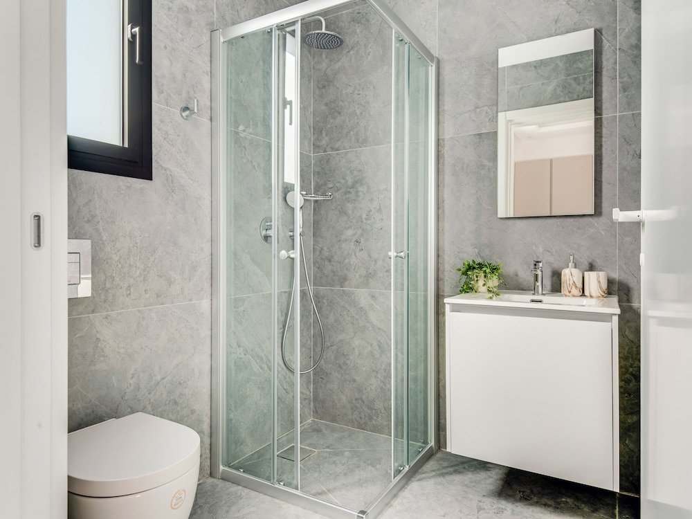 Лимассол: Sanders Crystal 1 - Adorable 1-bdr Apt With Shared Pool