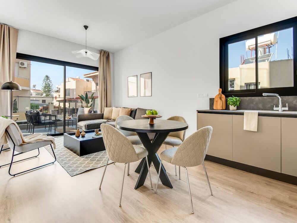 Лимассол: Sanders Crystal 1 - Charming 1-bdr Apt With Shared Pool