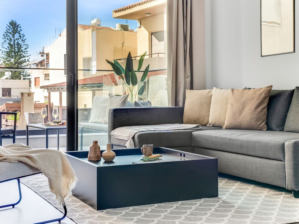 Лимассол: Sanders Crystal 1 - Charming 1-bdr Apt With Shared Pool