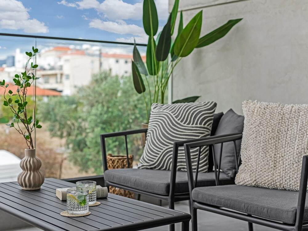 Лимассол: Sanders Crystal 2 - Darling 3-bdr Apt With Shared Rooftop