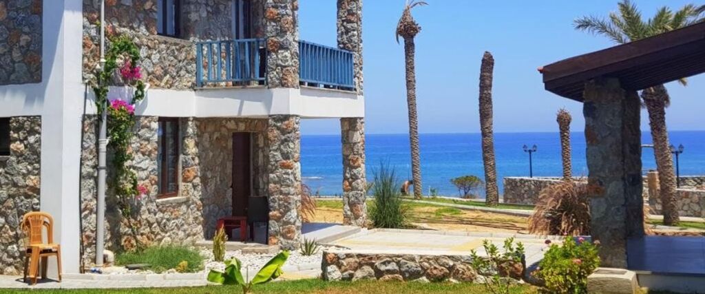 Аканту: Ardic Agaci Holiday Village & Restaurant & Pool & Beach
