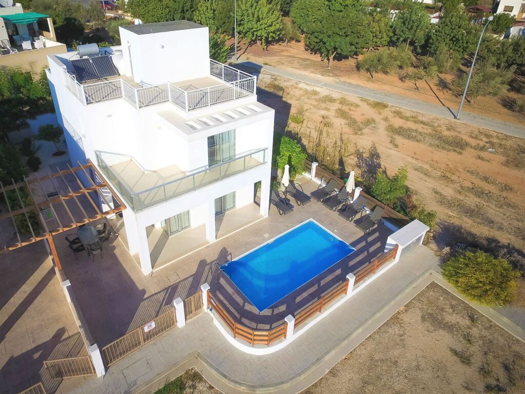 Пафос: Eastmed Villas