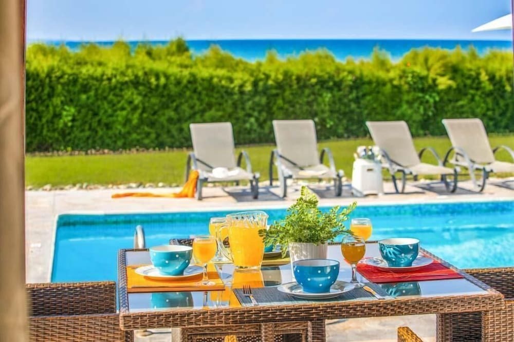 Помос: Villa Dimitris Blue Bay