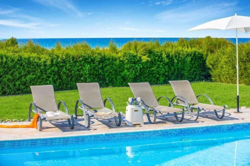 Помос: Villa Dimitris Blue Bay