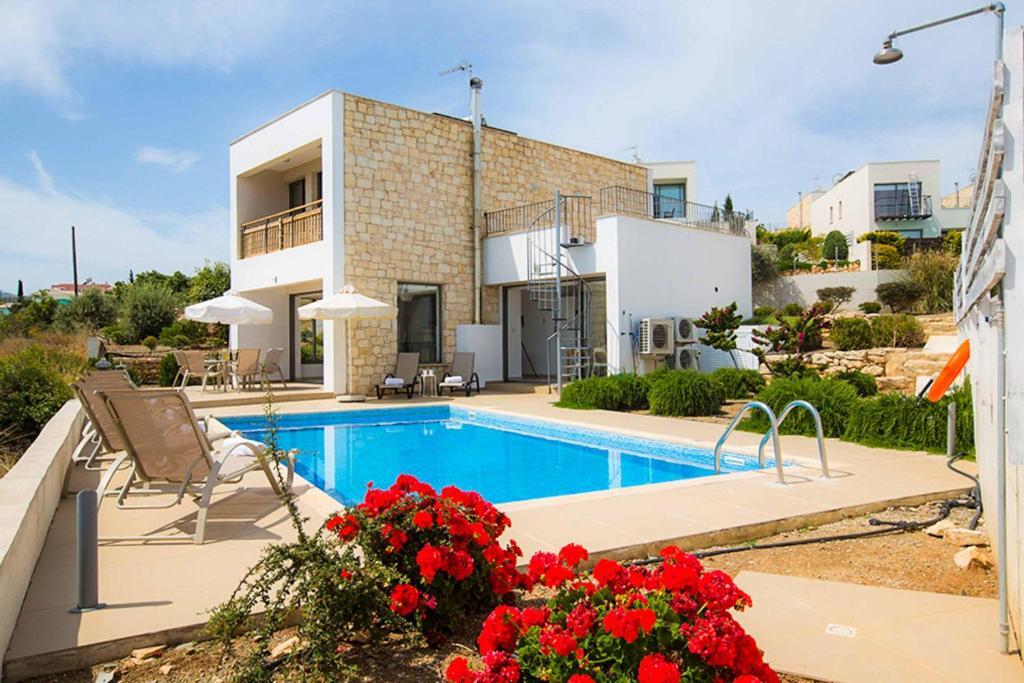 Нео Хорио: Villa Neo Latchi