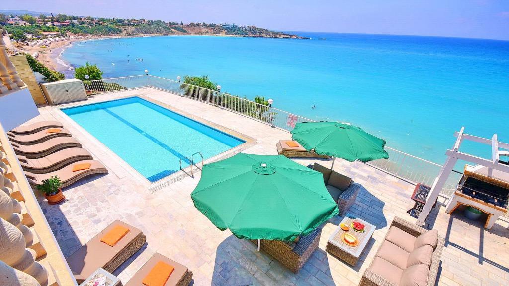 Пейя: Katina Beach Villa