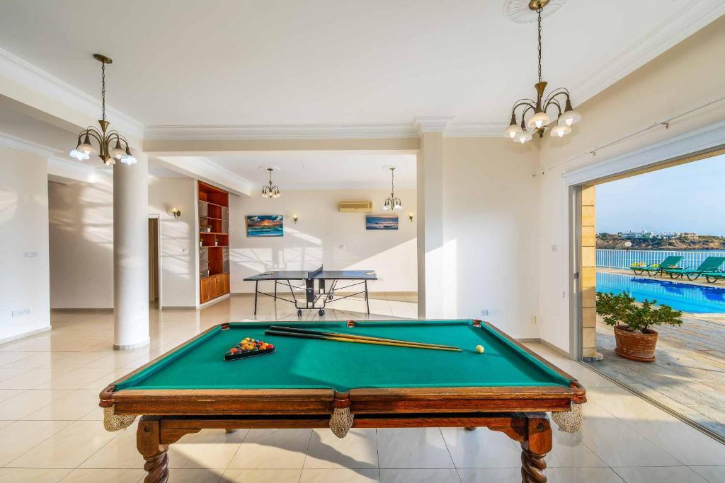 Пейя: Katina Beach Villa