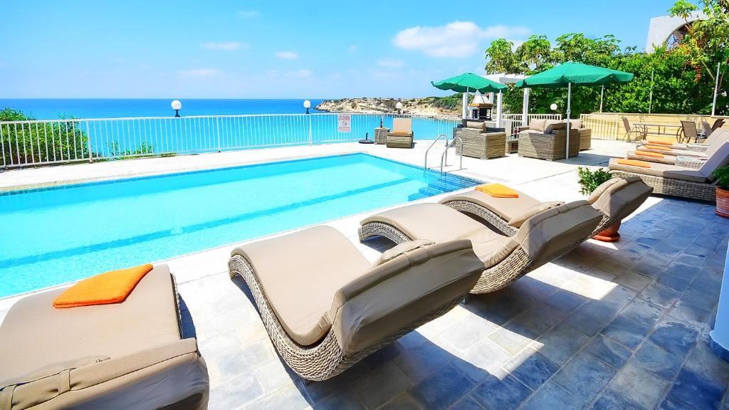 Пейя: Katina Beach Villa
