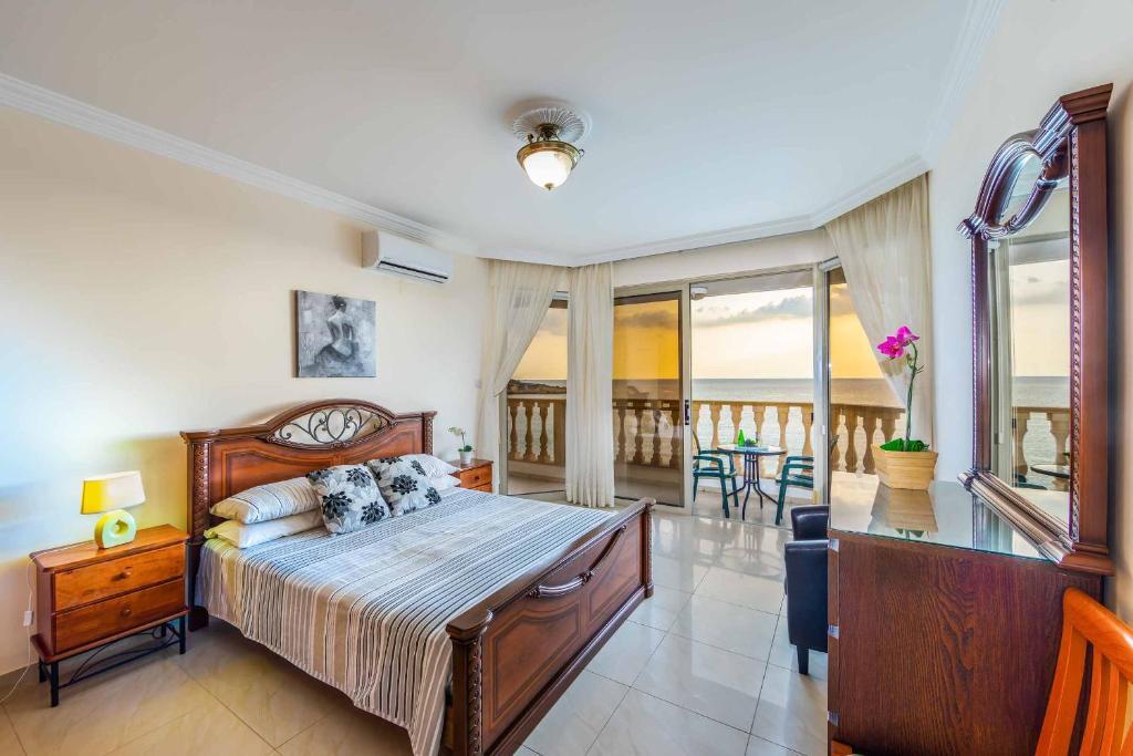 Пейя: Katina Beach Villa