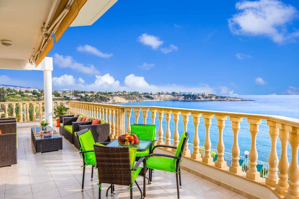 Пейя: Katina Beach Villa