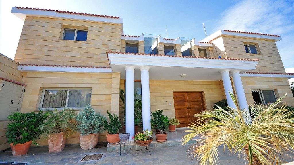 Katina Beach Villa — фото 1