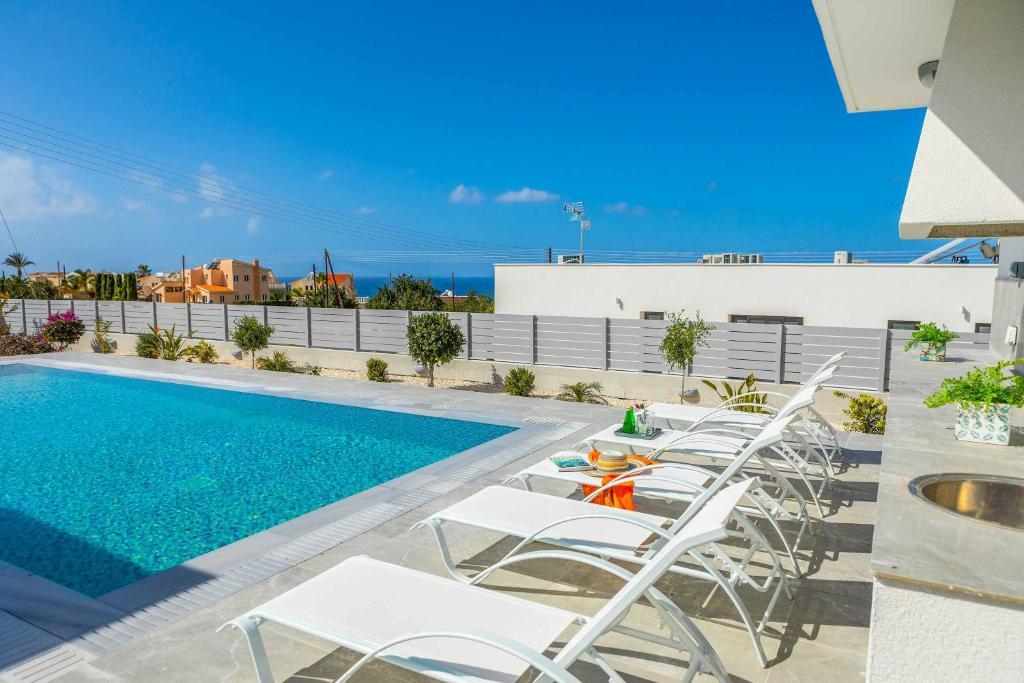 Пейя: Villa Adaris, Sea Caves Peyia