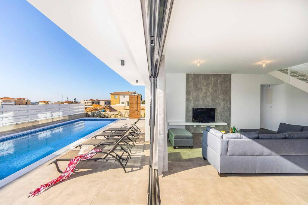 Пейя: Villa Andre Eastmed Villas