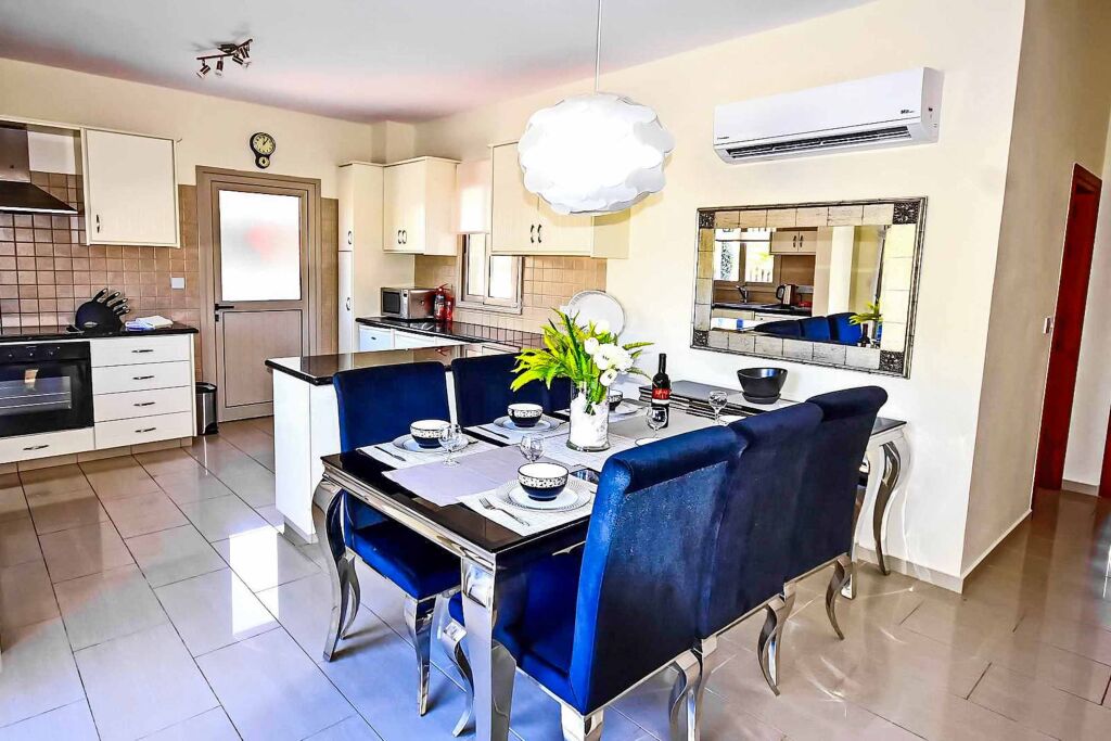Пейя: Villa Golden Coral