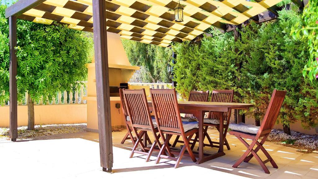 Пейя: Villa Golden Coral