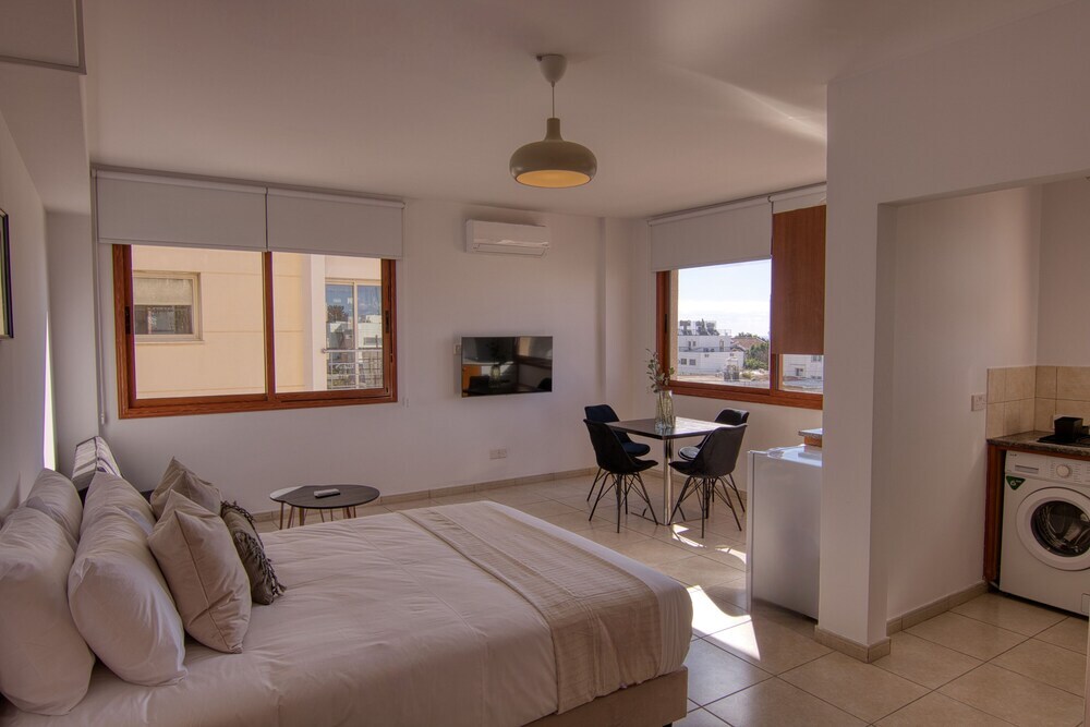 Phaedrus Living City Flat Palas 104 — фото 6