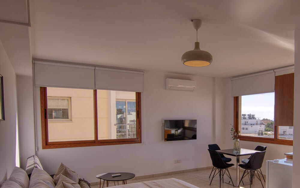 Phaedrus Living City Flat Palas 104 — фото 5